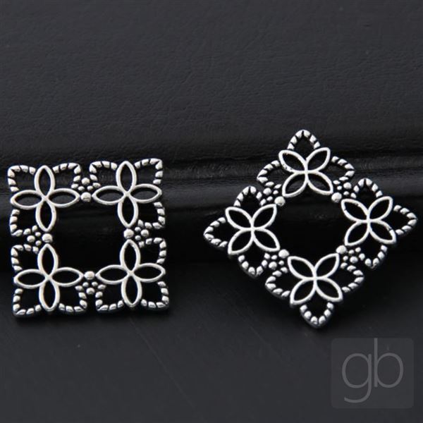 Filigranes Quadrat 15 x 15 mm Antiksilber 