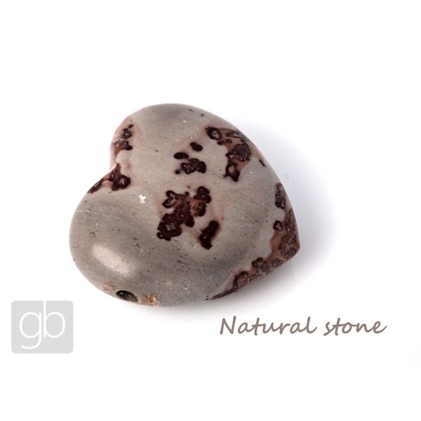 Porcelanit Herz gebohrt (30,5x29,6x12,3 mm)